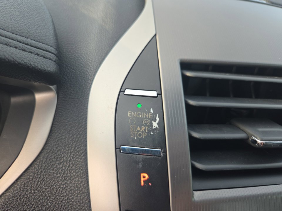 Used 2017 Lincoln MKZ Reserve w/ Technology Package image 24