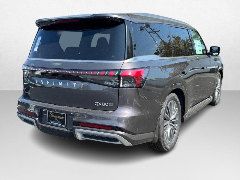 New 2026 INFINITI QX80 Luxe image 3