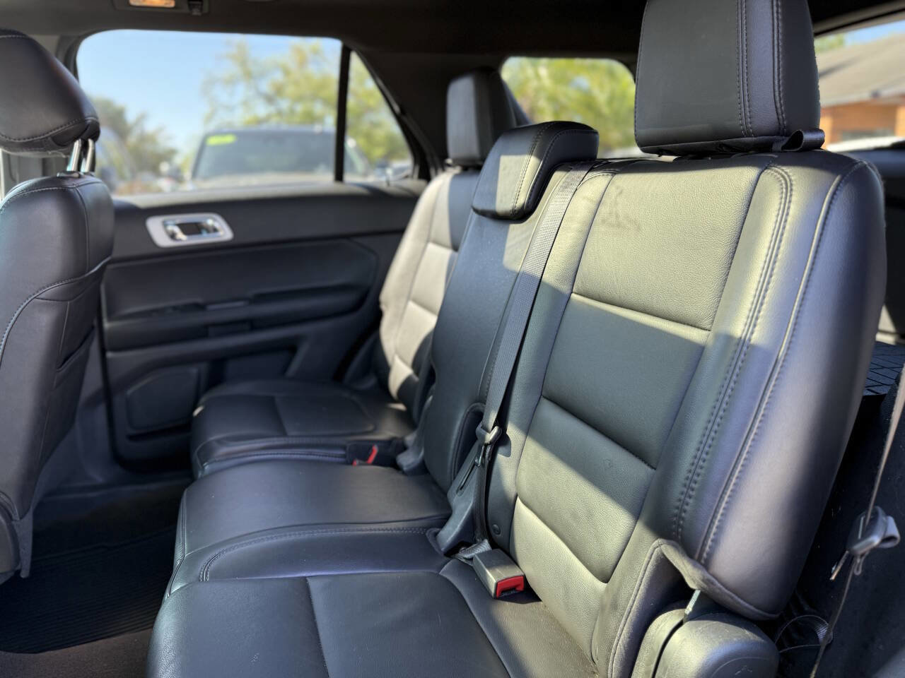 Used 2013 Ford Explorer XLT AWD/4WD image 21