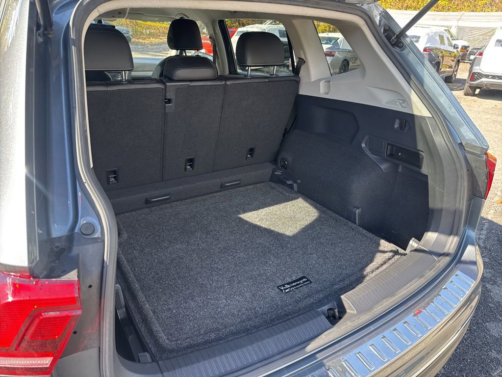 Used 2021 Volkswagen Tiguan SE image 9