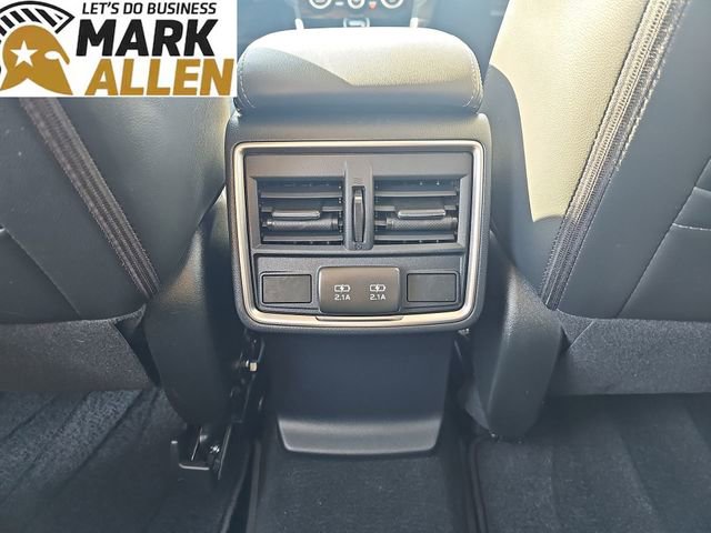 Used 2024 Subaru Forester Limited image 21