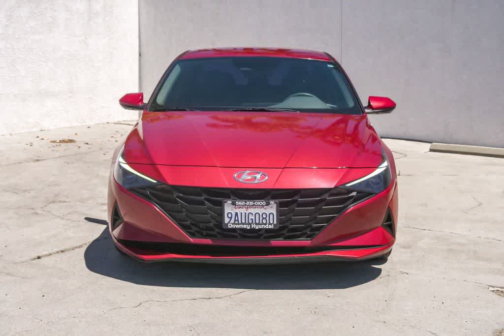 Used 2022 Hyundai Elantra Blue FWD image 2