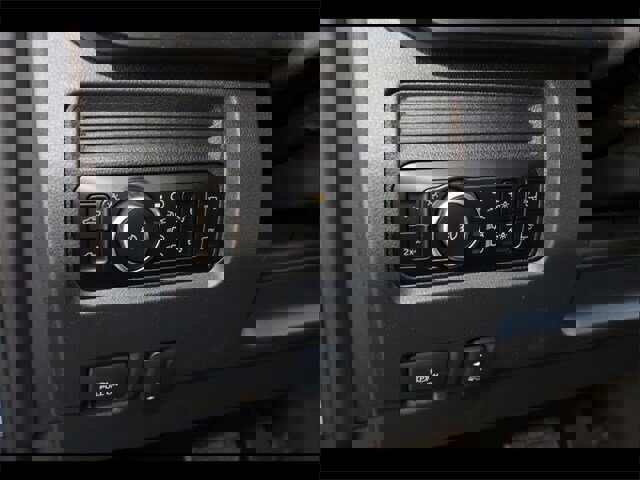 New 2025 Ford F250 Lariat w/ Lariat Ultimate Package image 53