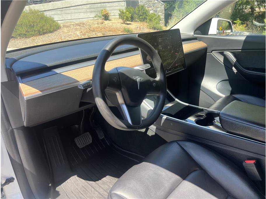 Used 2020 Tesla Model Y Long Range AWD/4WD image 20