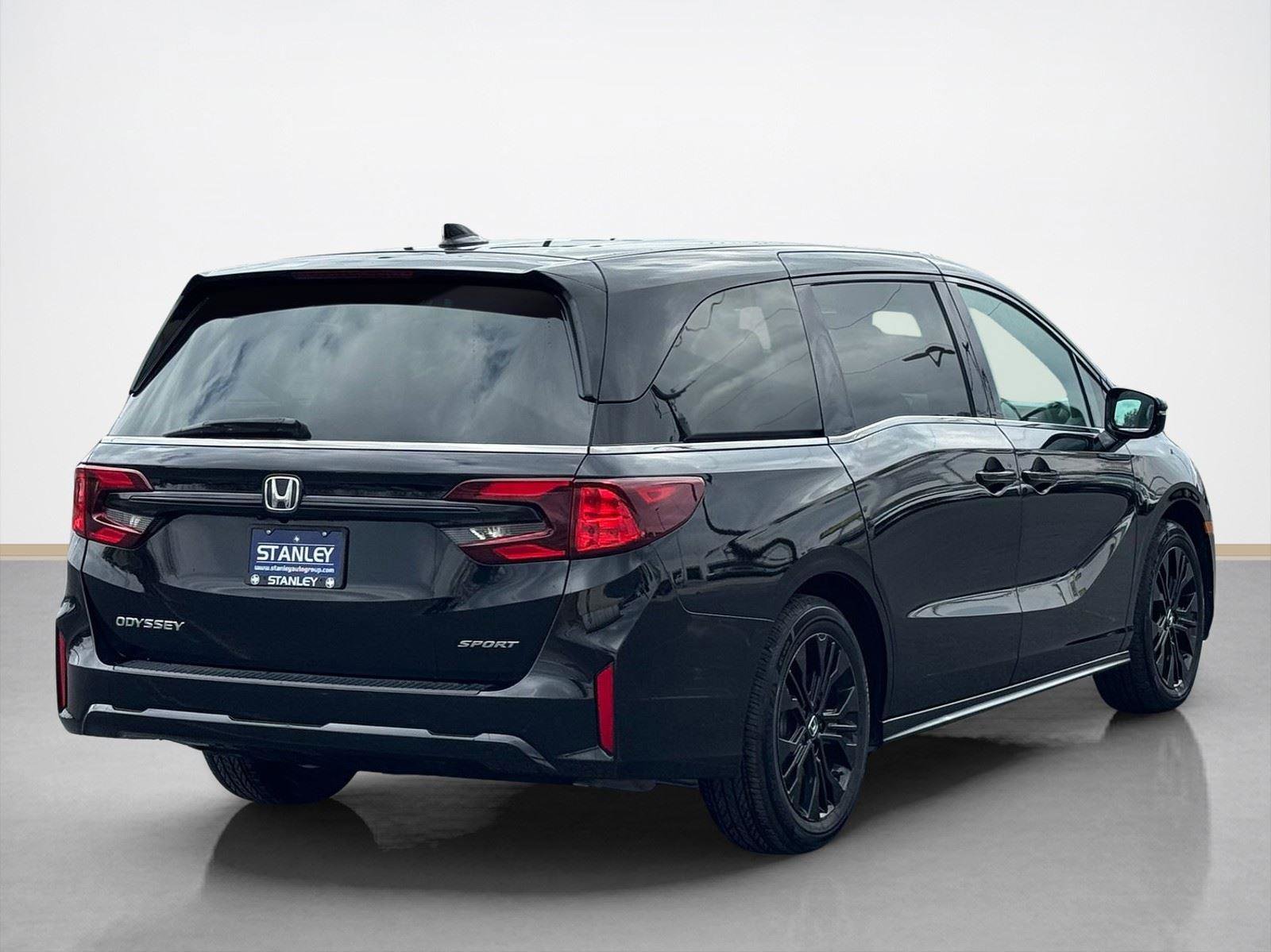 Used 2025 Honda Odyssey Sport-L image 8