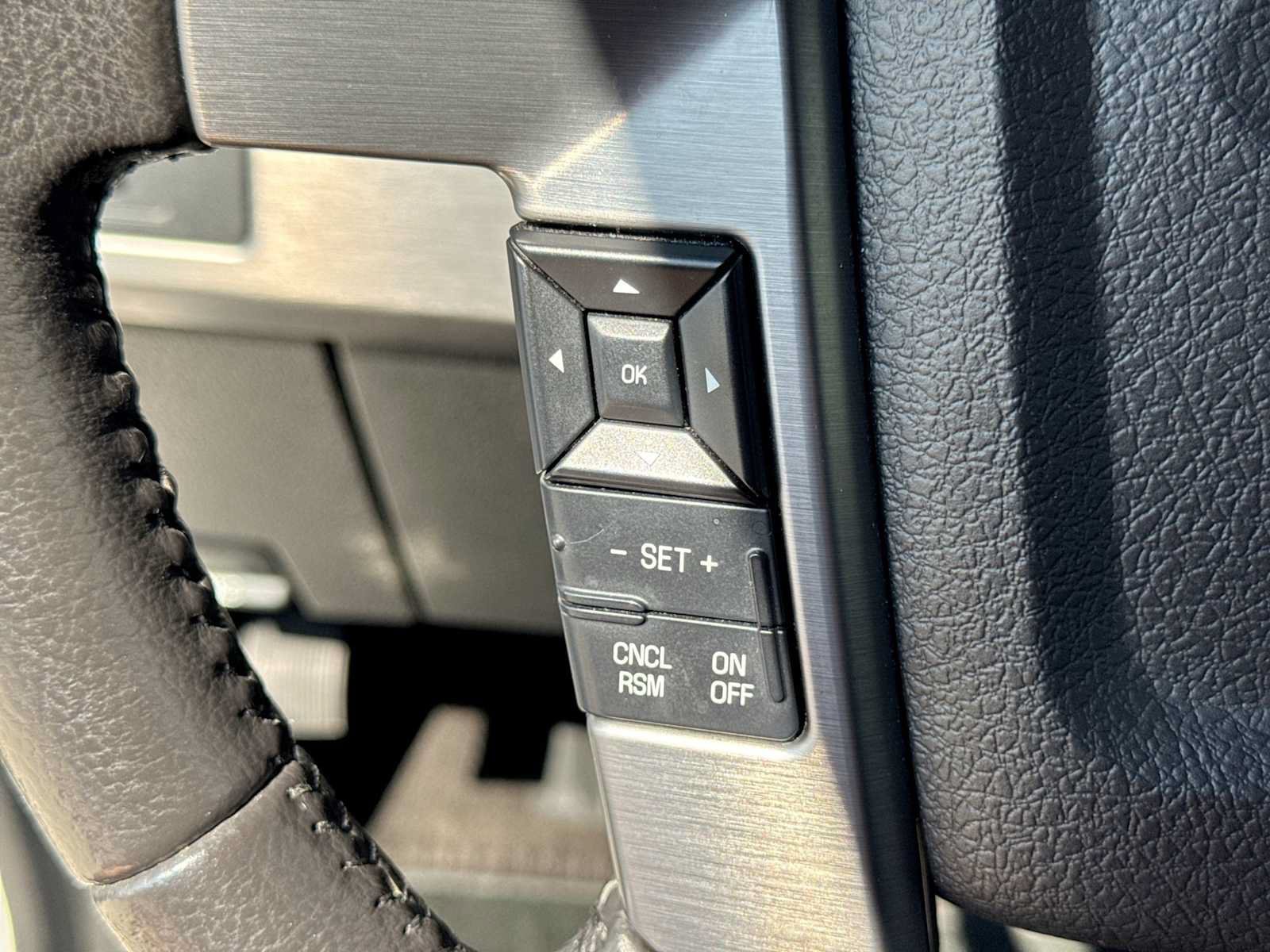 Used 2014 Ford F150 Limited AWD/4WD image 23