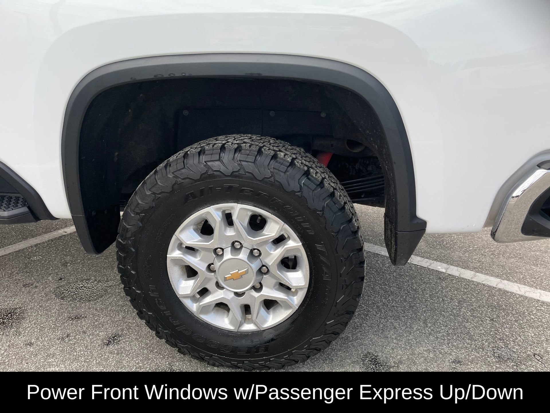 Used 2021 Chevrolet Silverado 2500 LTZ w/ LTZ Convenience Package AWD/4WD image 9