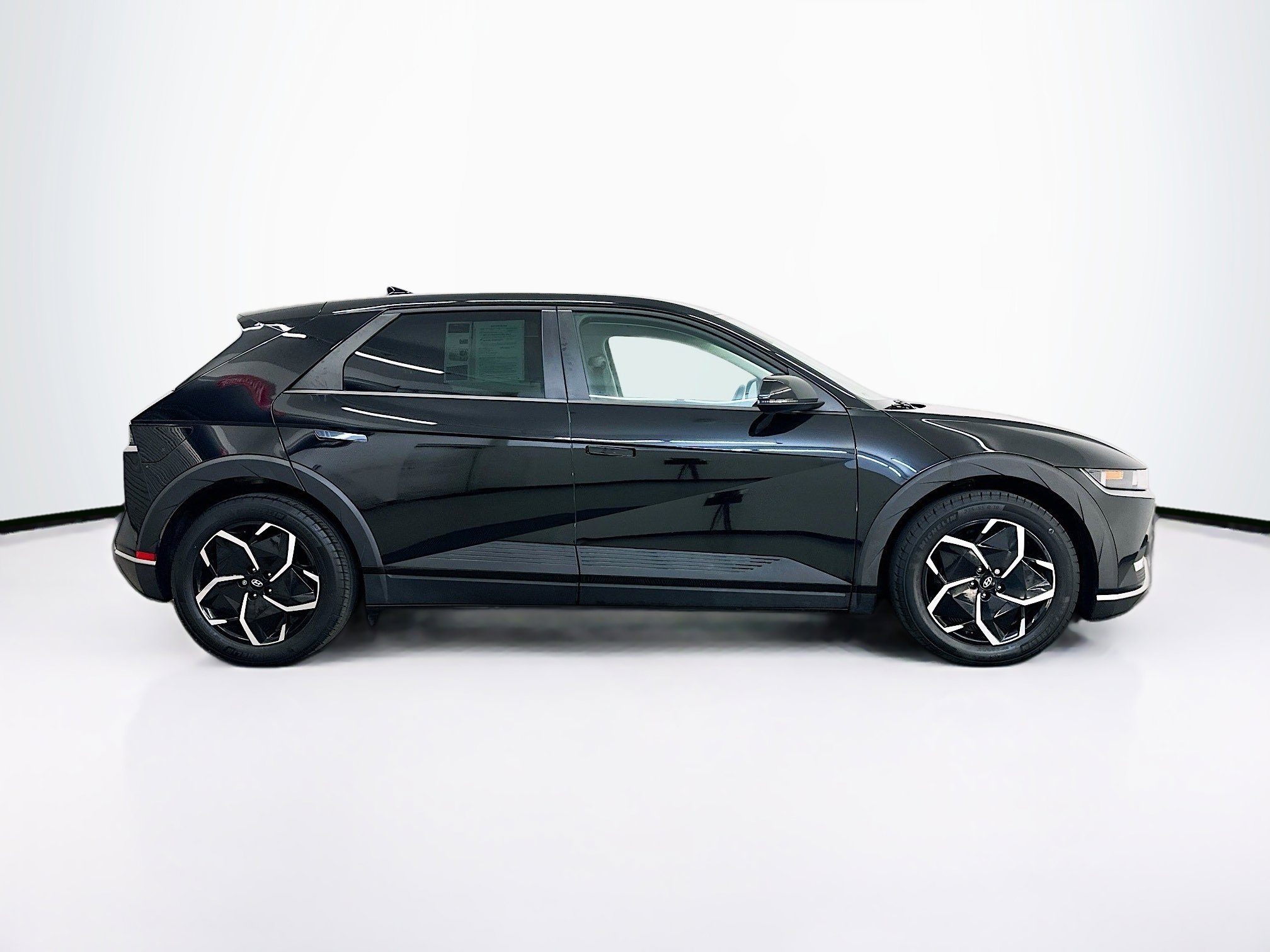 Used 2024 Hyundai Ioniq 5 SEL AWD/4WD image 10