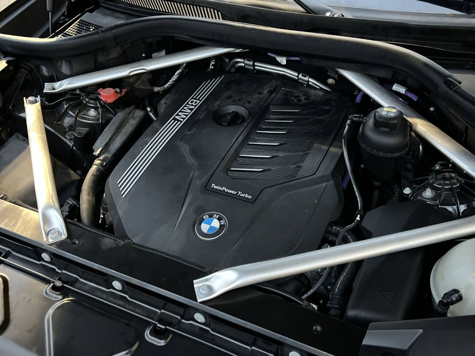 Used 2023 BMW X6 xDrive40i w/ Luxury Seating Package image 27