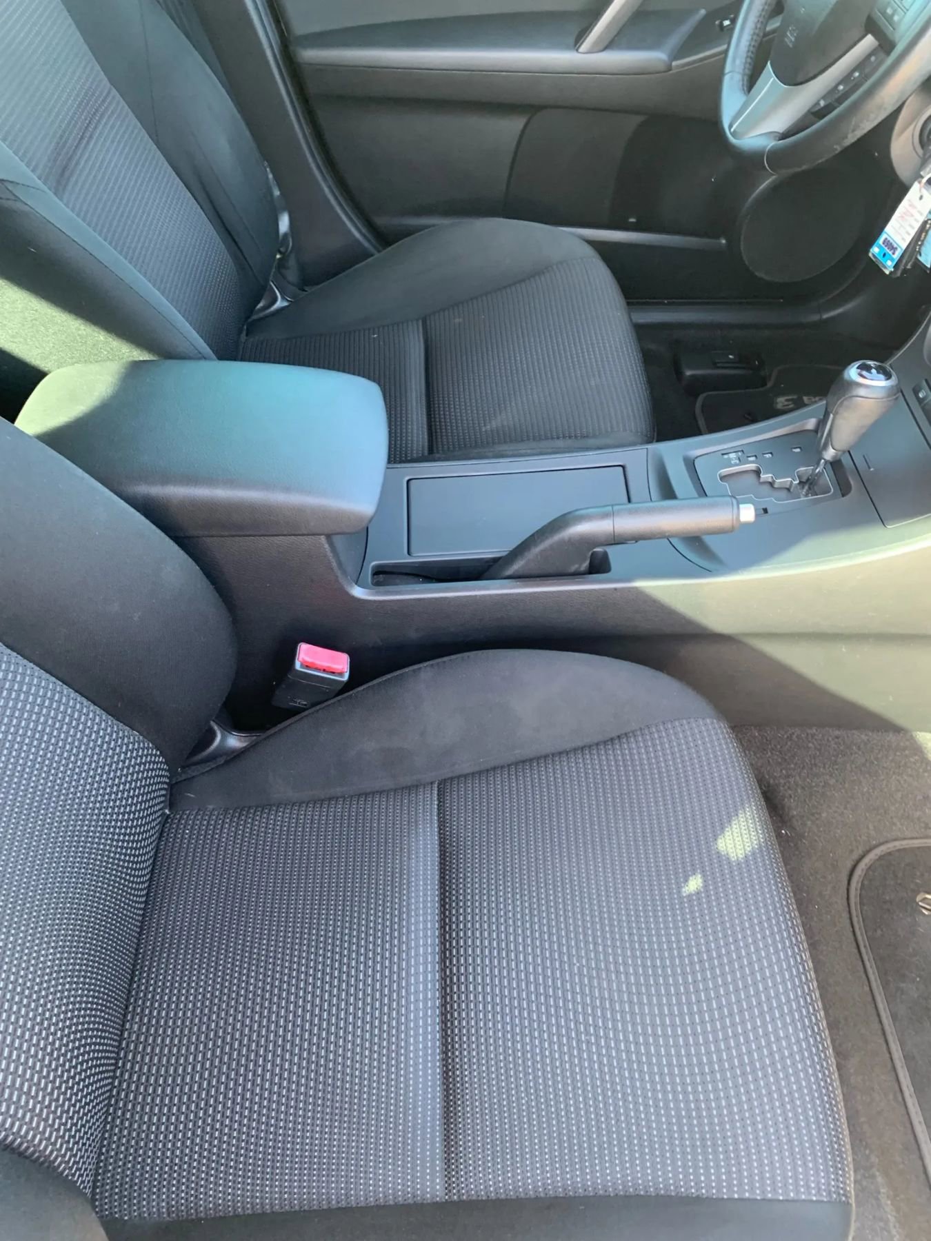 Used 2012 MAZDA MAZDA3 i Touring image 18