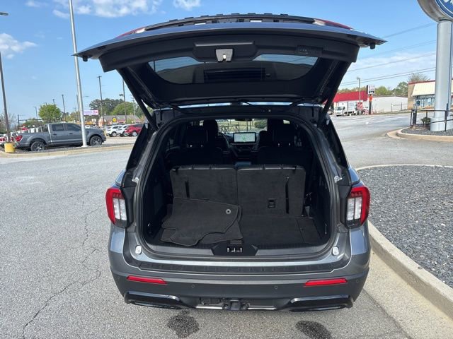 Certified 2025 Ford Explorer ST-Line AWD/4WD image 30