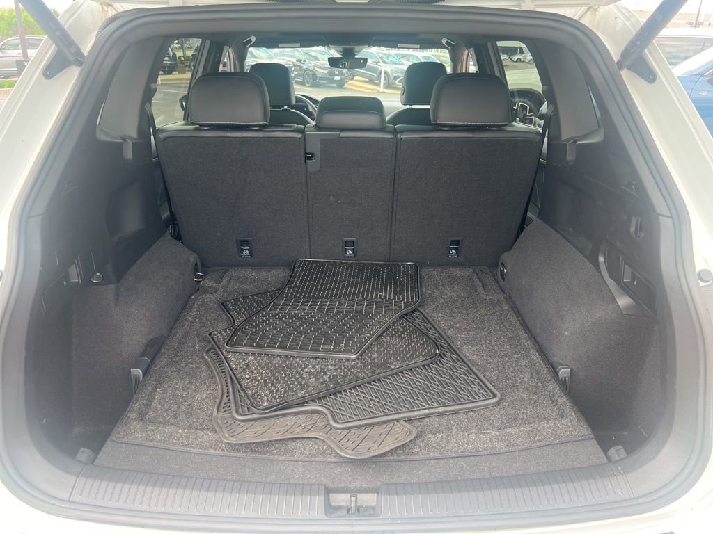 Used 2022 Volkswagen Tiguan SE R-Line AWD/4WD image 20