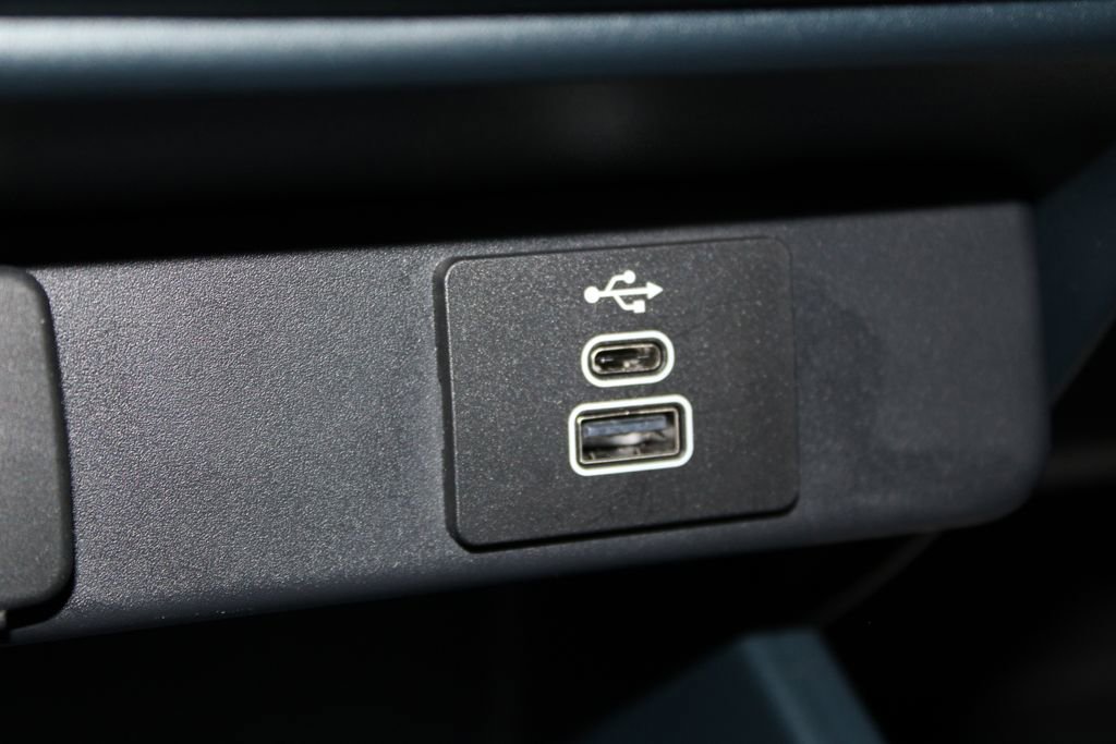 Used 2025 Ford Maverick XLT w/ XLT Luxury Package image 50