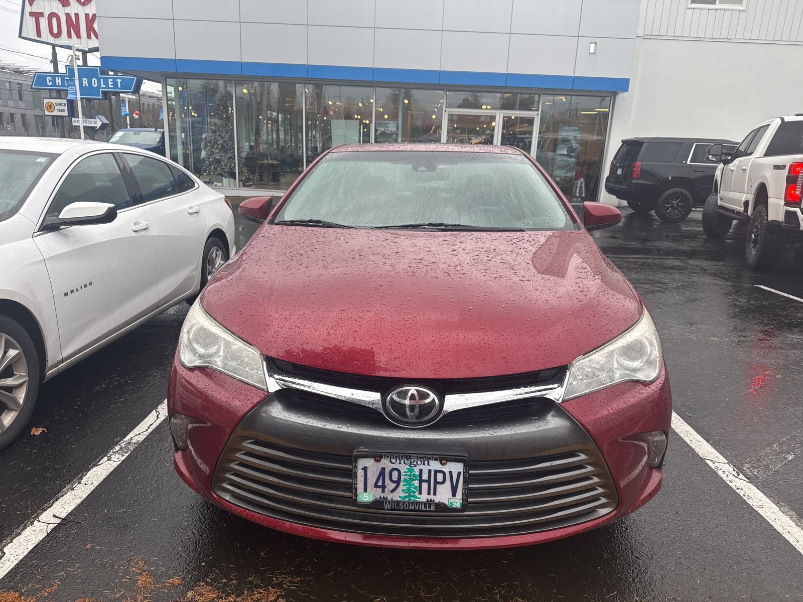 Used 2017 Toyota Camry XLE image 2