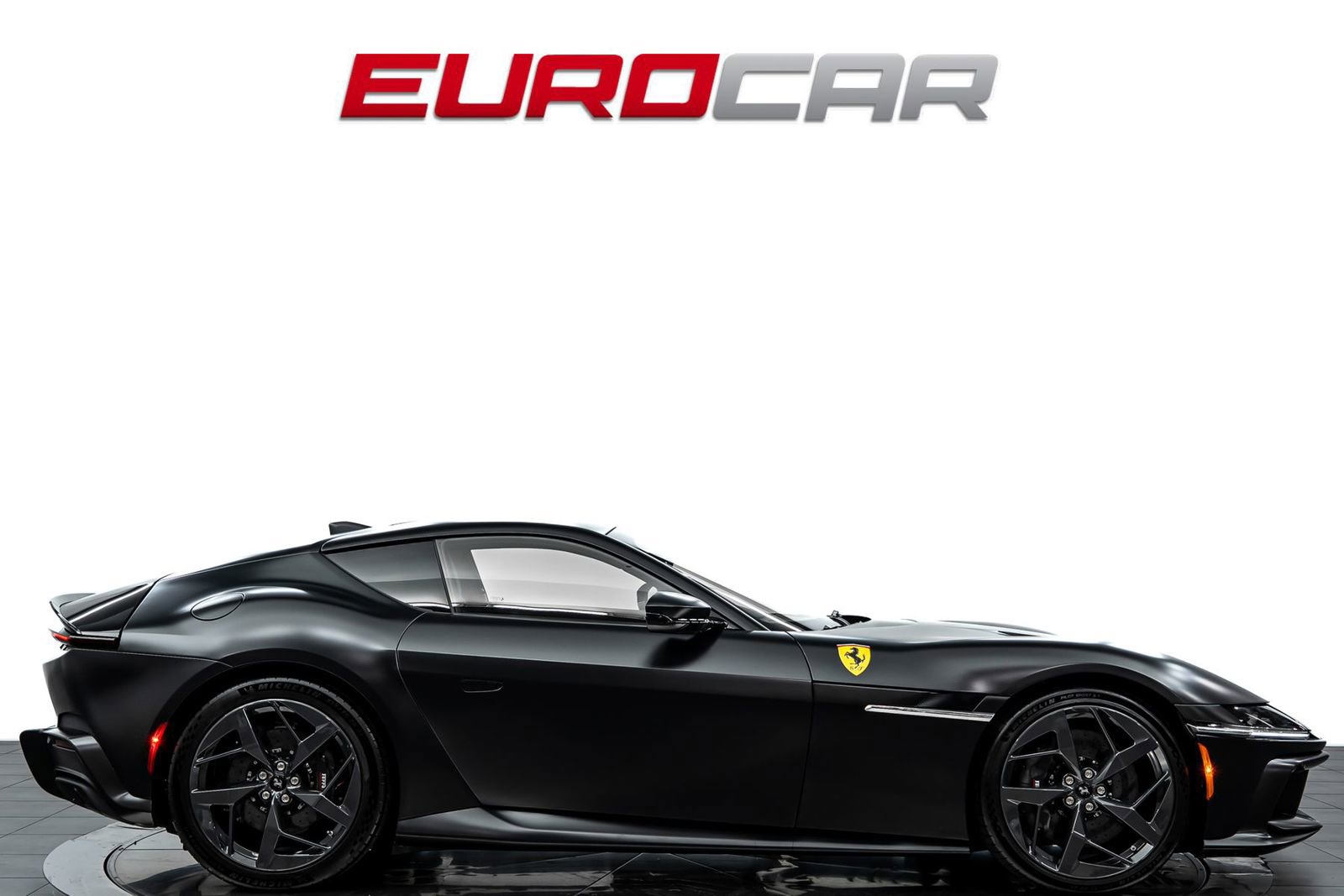 Used 2025 Ferrari 12Cilindri image 6