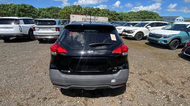 Used 2018 Nissan Kicks SR FWD image 4