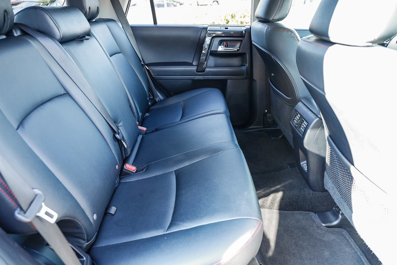 Used 2024 Toyota 4Runner TRD Off-Road Premium image 17