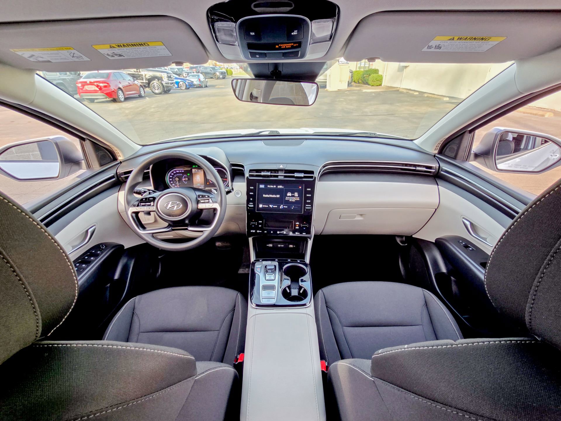 Used 2022 Hyundai Tucson Blue image 2