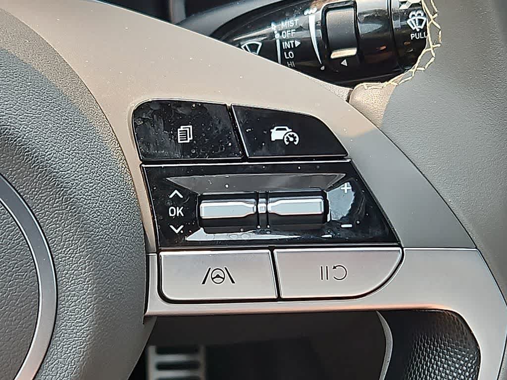 Certified 2025 Hyundai Elantra Sport w/ Cargo Package FWD image 20