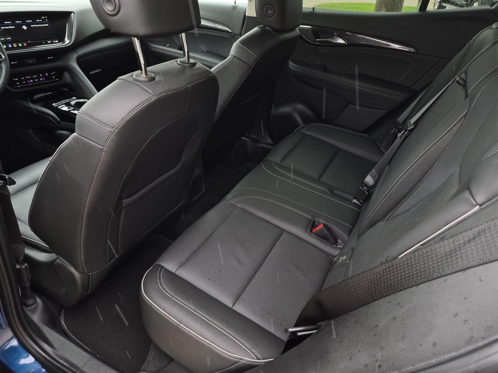 Used 2023 Buick Envision Essence FWD image 13