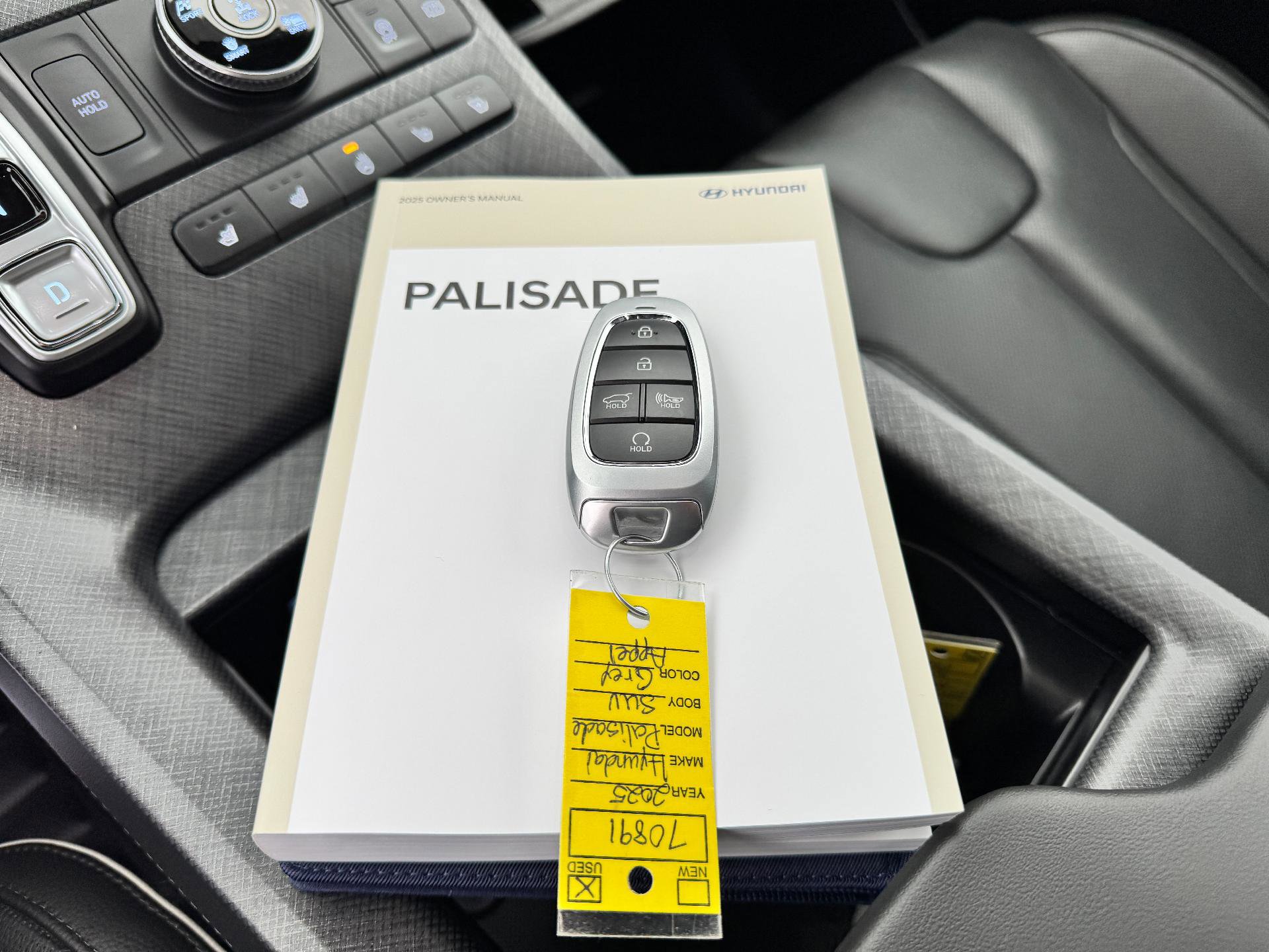 Used 2025 Hyundai Palisade Limited image 46