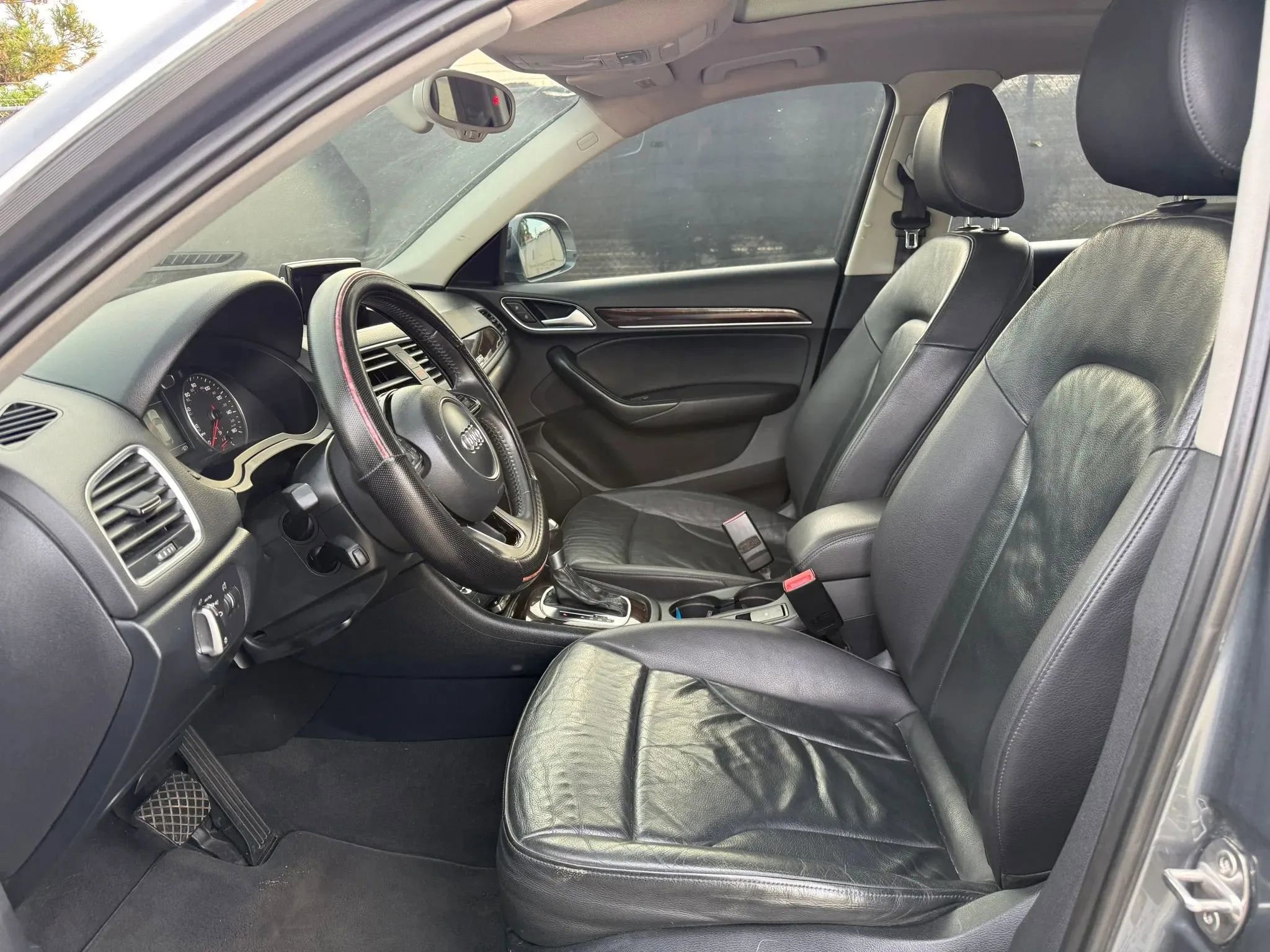 Used 2015 Audi Q3 2.0T Premium Plus AWD/4WD image 2