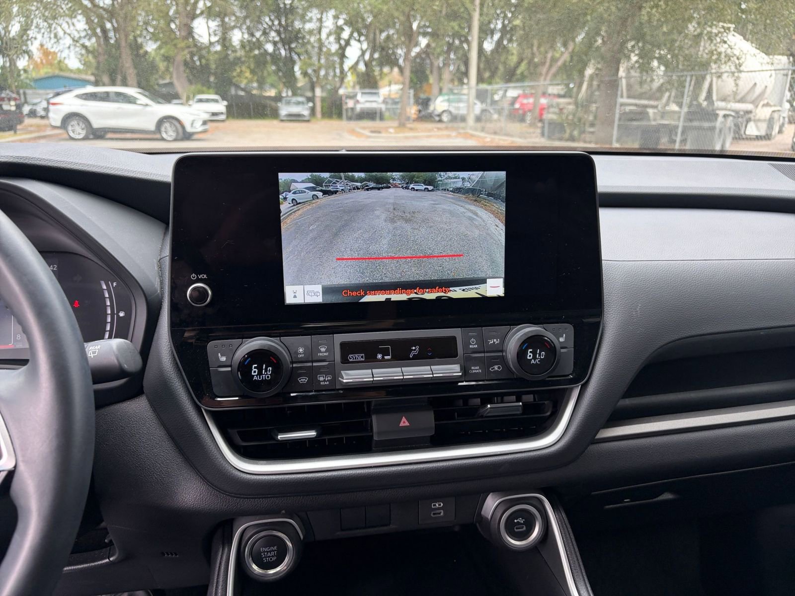 Used 2025 Toyota Grand Highlander FWD image 17