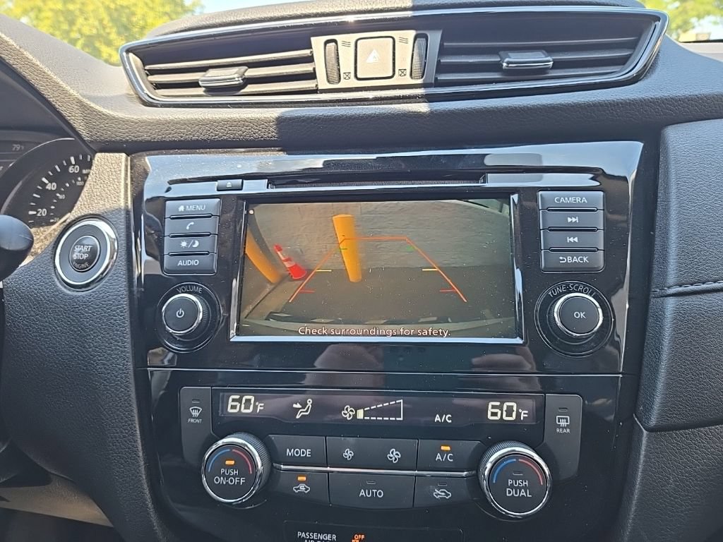 Used 2020 Nissan Rogue SV AWD/4WD image 22
