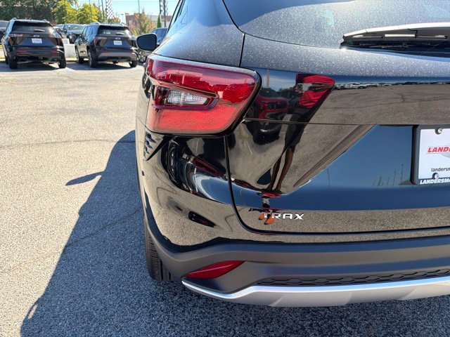New 2026 Chevrolet Trax LT FWD image 15