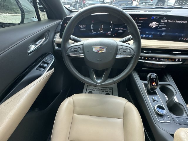 Certified 2024 Cadillac XT4 Luxury w/ Cold Weather Package FWD image 22