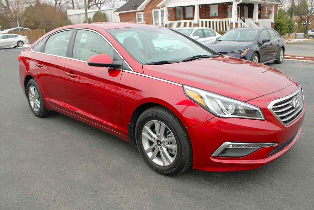 Used 2015 Hyundai Sonata SE w/ Option Group 09 image 4