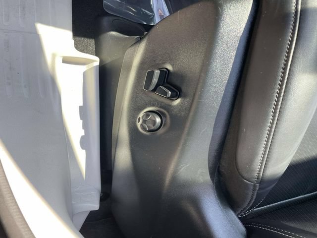 Used 2024 Chrysler Pacifica Touring-L FWD image 20