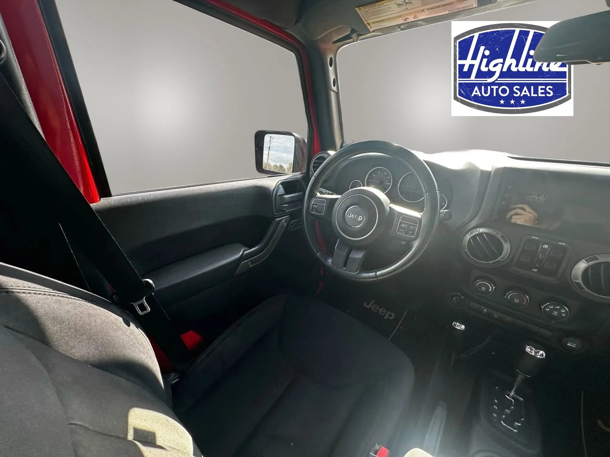 Used 2013 Jeep Wrangler Unlimited Sport AWD/4WD image 27