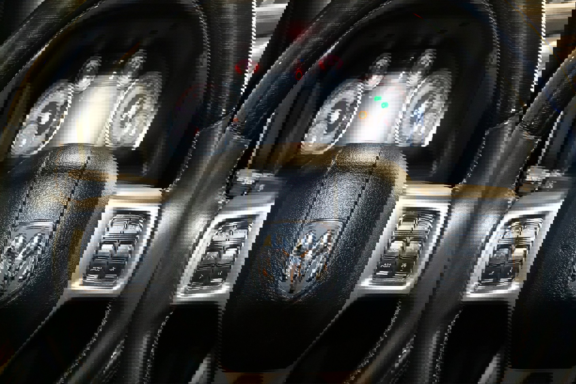 Used 2017 RAM 1500 Limited image 22