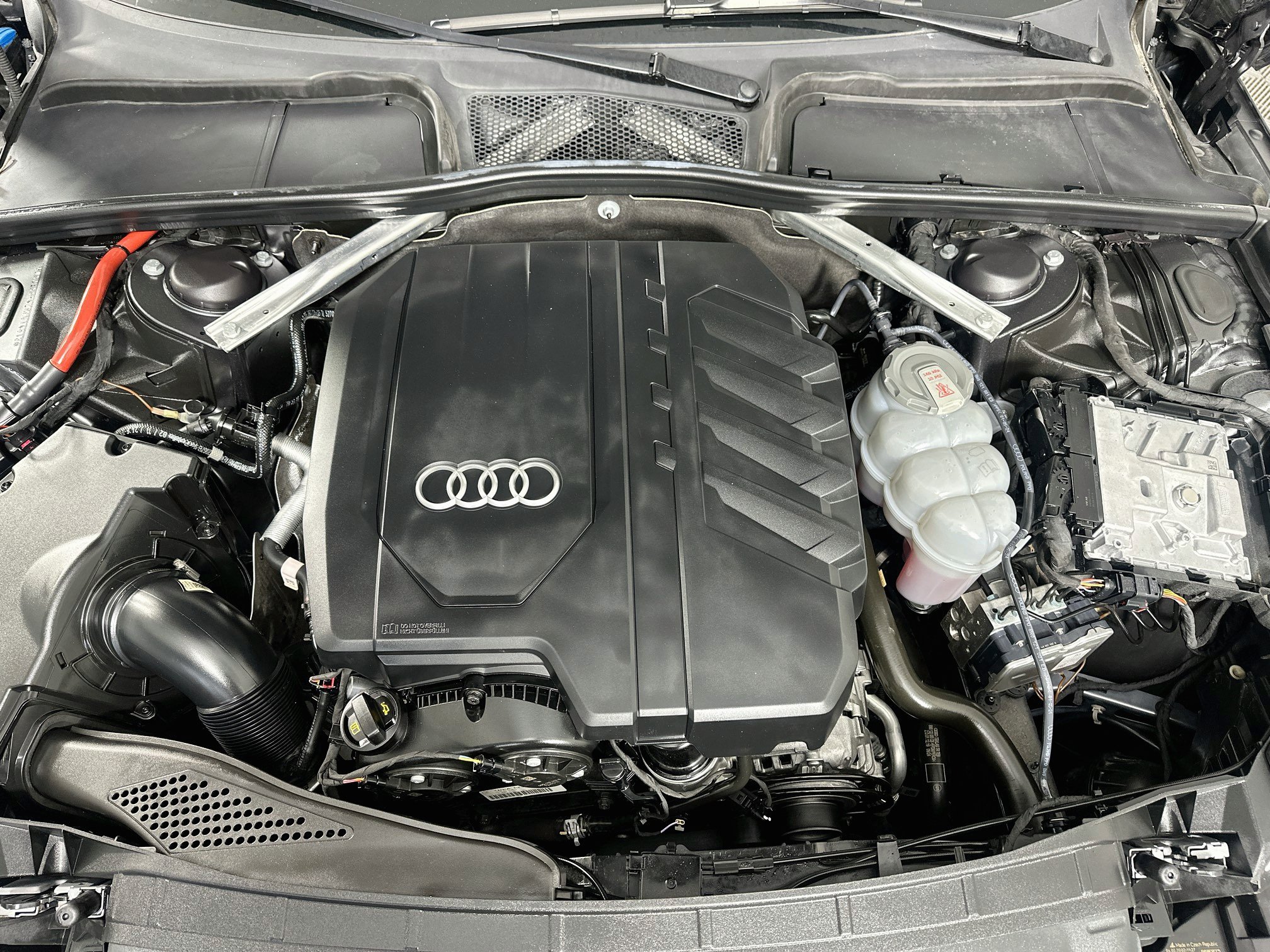 Used 2024 Audi A4 2.0T Premium Plus AWD/4WD image 33