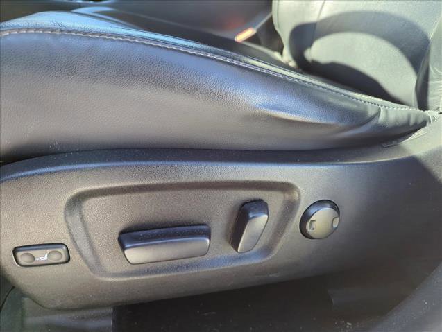 Certified 2018 Toyota Highlander SE image 9