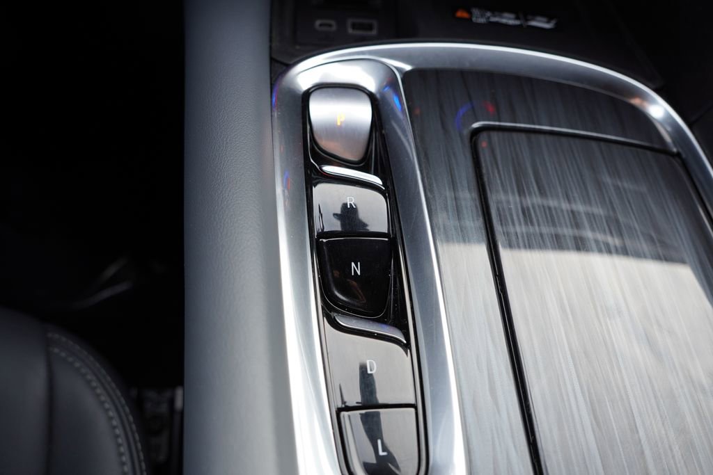 Certified 2023 Buick Enclave Essence image 30