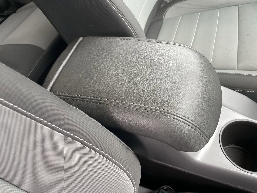 Used 2016 Ford Escape SE image 27