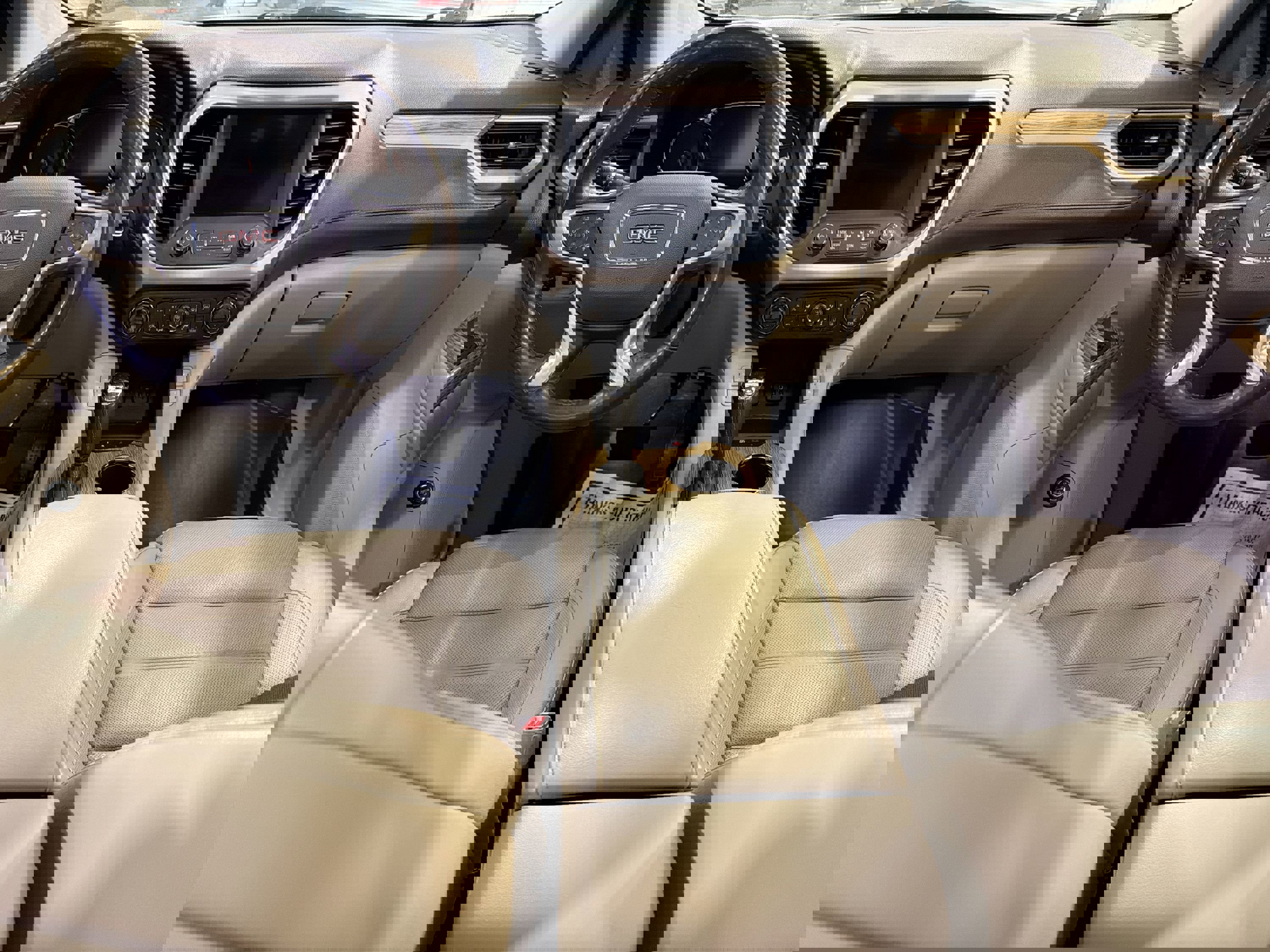 Used 2018 GMC Acadia Denali w/ Technology Package image 23