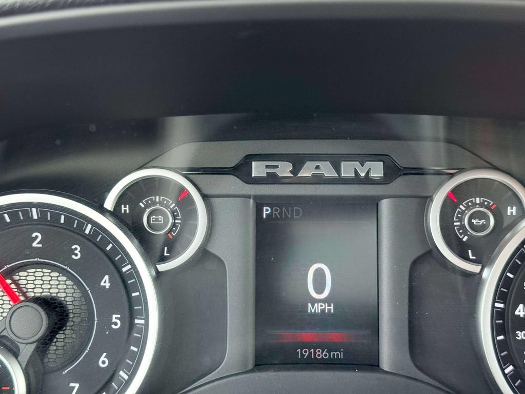 Used 2025 RAM 2500 Big Horn AWD/4WD image 19