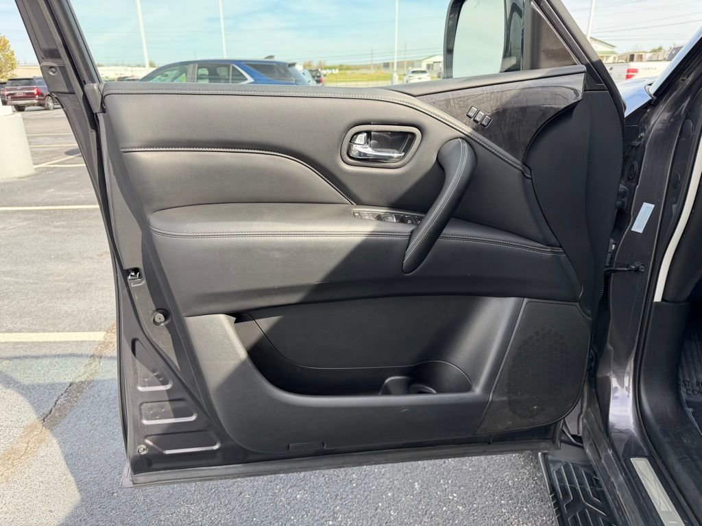 Used 2024 INFINITI QX80 Luxe image 13