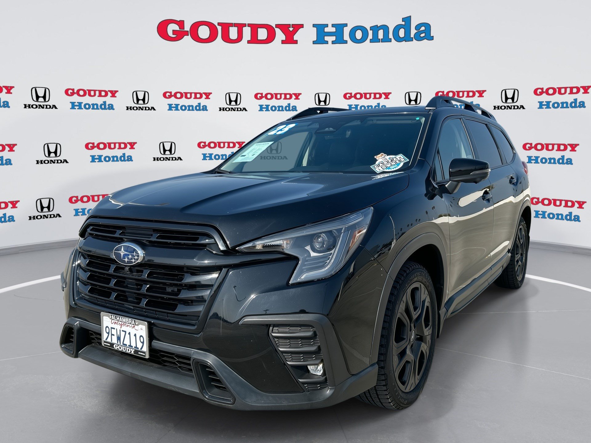Used 2023 Subaru Ascent Onyx Edition Limited AWD/4WD image 1