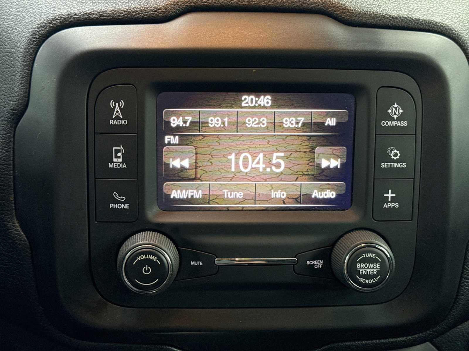 Used 2018 Jeep Renegade Sport w/ Power & Air Group image 18