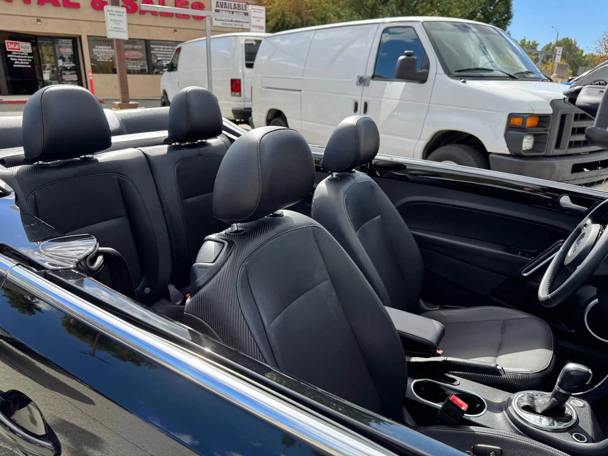 Used 2015 Volkswagen Beetle 1.8T image 10