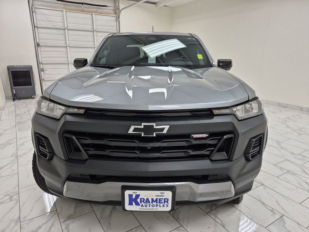 Used 2024 Chevrolet Colorado Trail Boss w/ LPO, Dark Essentials Package image 32