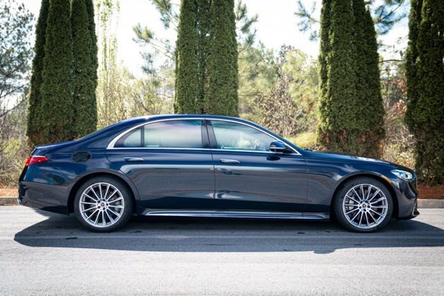 Used 2023 Mercedes-Benz S 500 4MATIC w/ AMG Line image 12