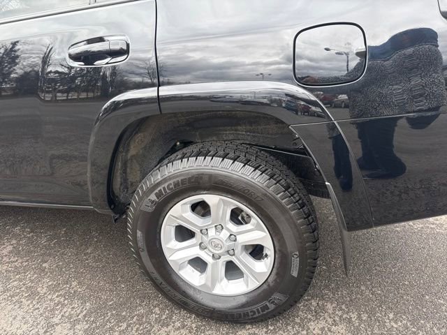 Used 2023 Toyota 4Runner SR5 Premium w/ Moonroof Package image 31