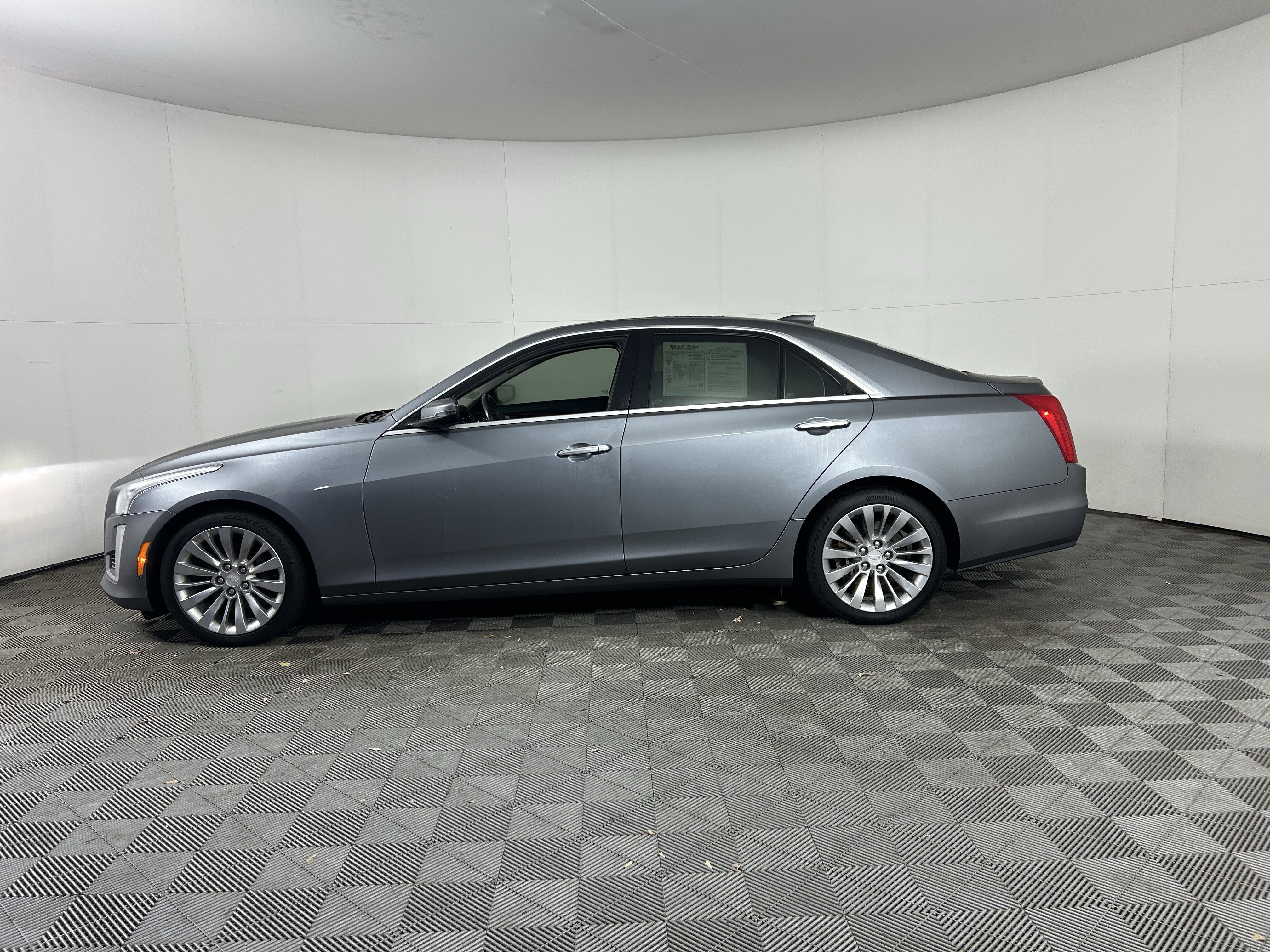 Used 2019 Cadillac CTS Luxury image 12