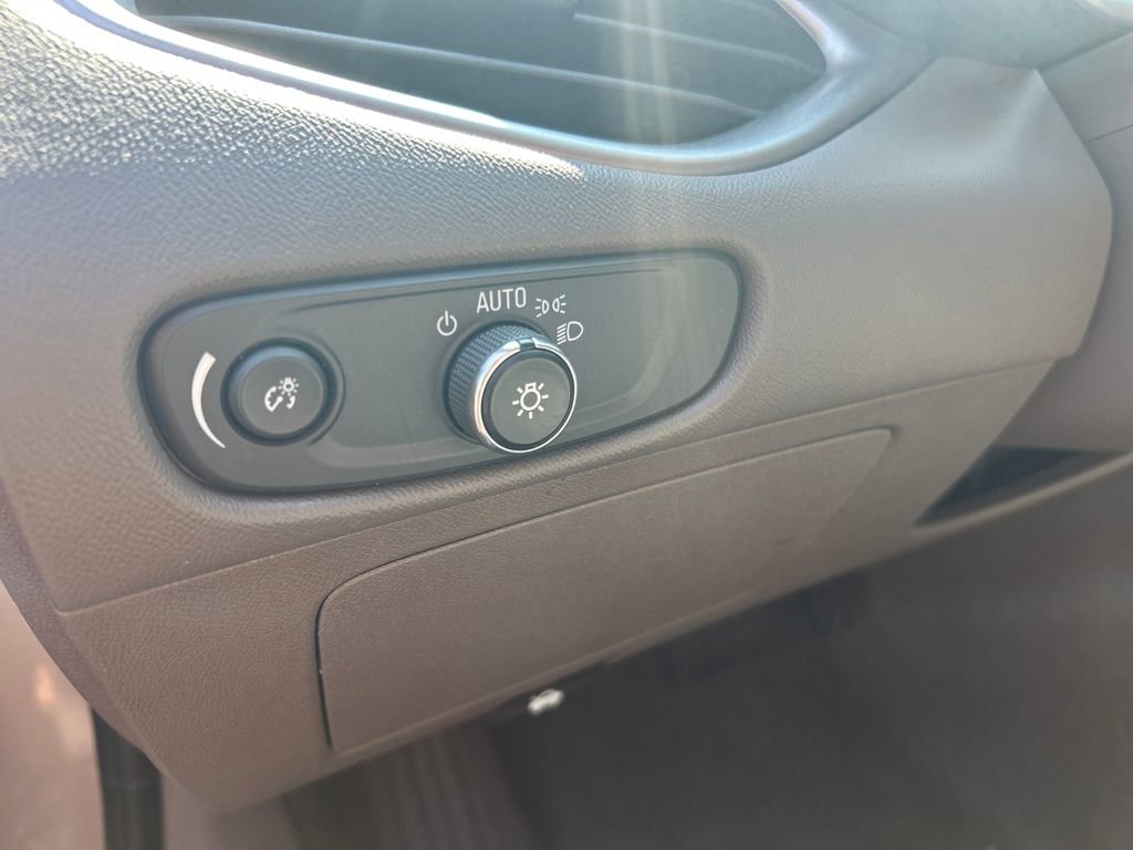 Certified 2022 Chevrolet Malibu LT image 23