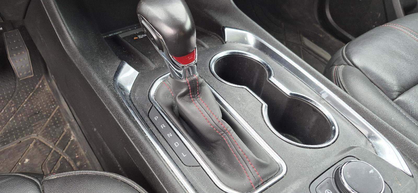 Used 2022 Chevrolet Traverse RS image 11